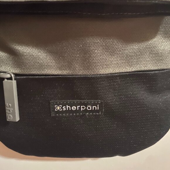 Sherpani PICA Magnetic Closure Fold Crossbody Bag - Picture 2 of 11